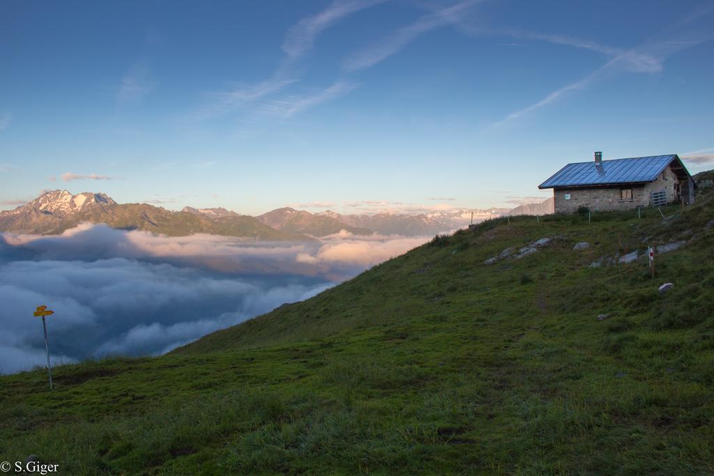 Hotel Restaurant La Furca Disentis Exterior photo